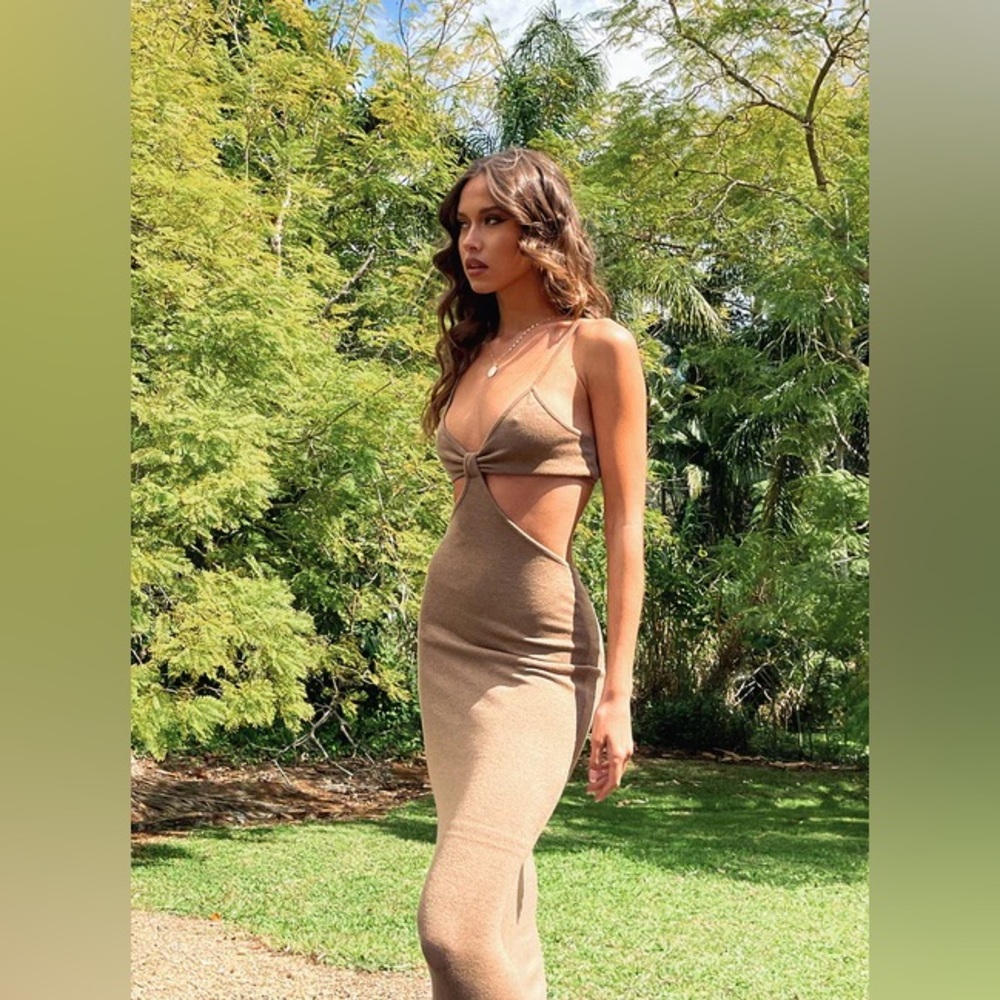 Jocelyn Cut Out Midi Dress Brown